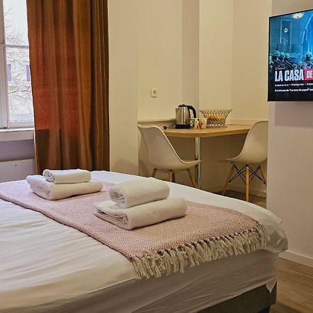 Noble Studio Apartments Zagreb Luaran gambar