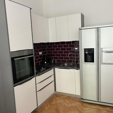 Noble Studio Apartments Zagreb Luaran gambar
