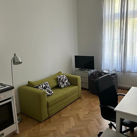 Noble Studio Apartments Zagreb Luaran gambar