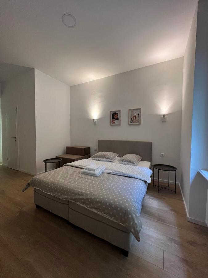 Noble Studio Apartments Zagreb Luaran gambar